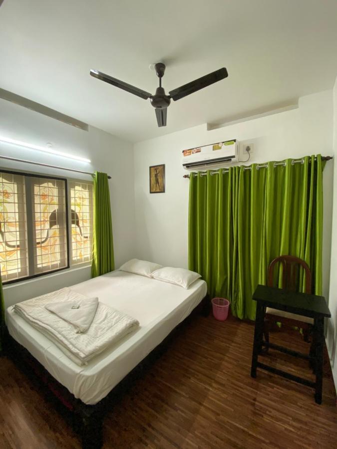 Garggi Kumarakom Village Homestay מראה חיצוני תמונה
