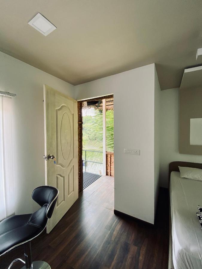 Garggi Kumarakom Village Homestay מראה חיצוני תמונה