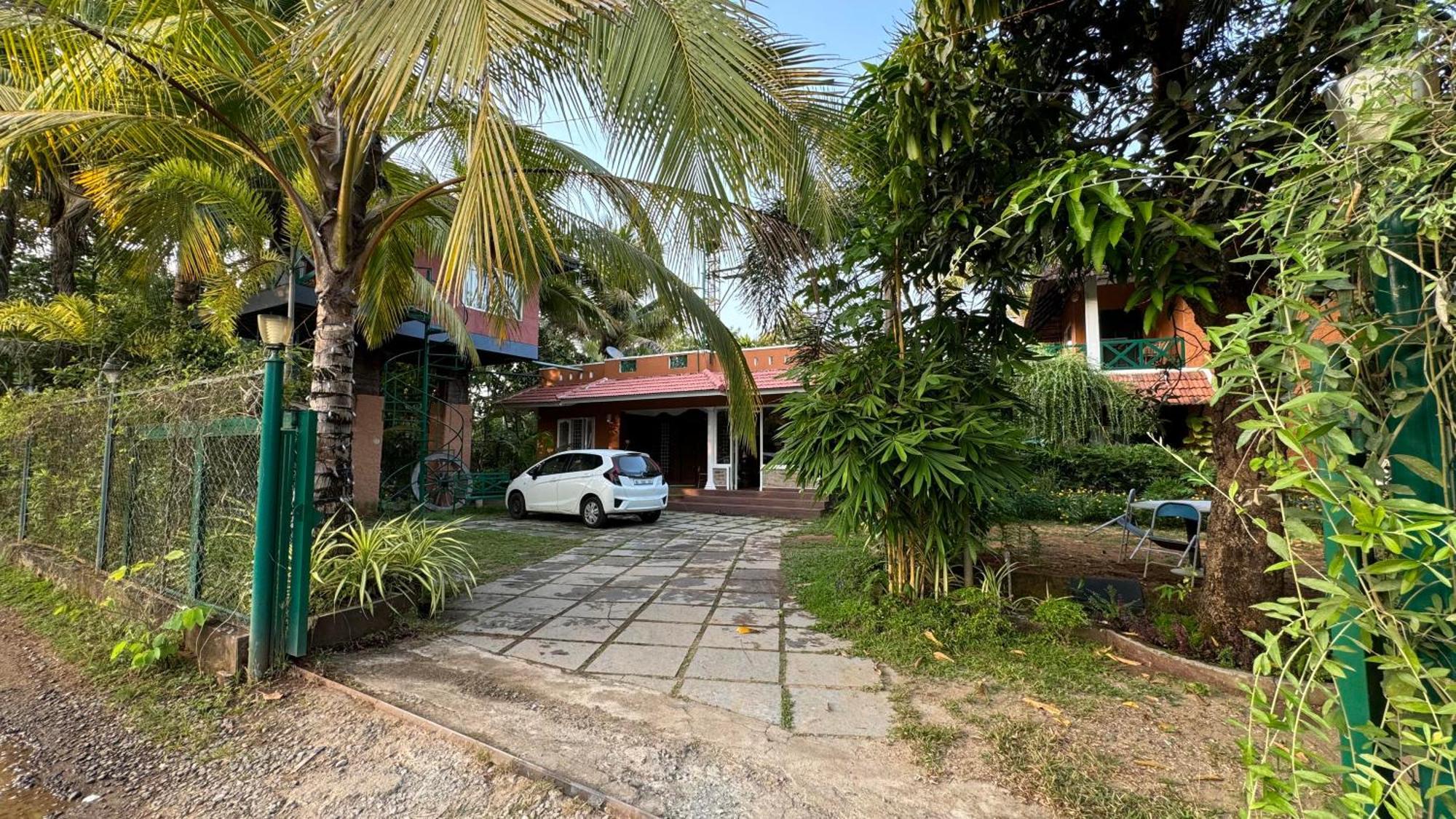 Garggi Kumarakom Village Homestay מראה חיצוני תמונה